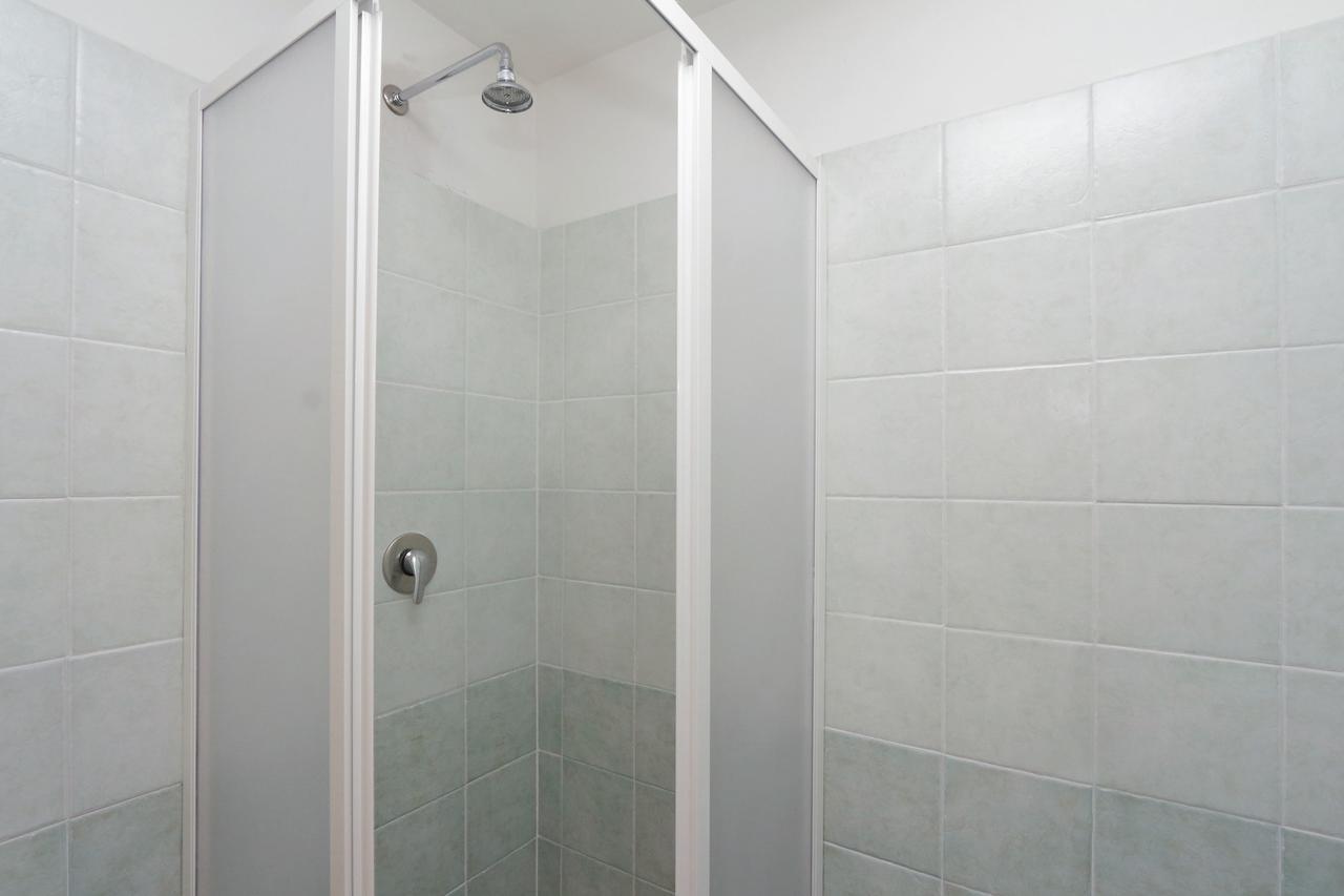 Rent Room Rom Exterior foto